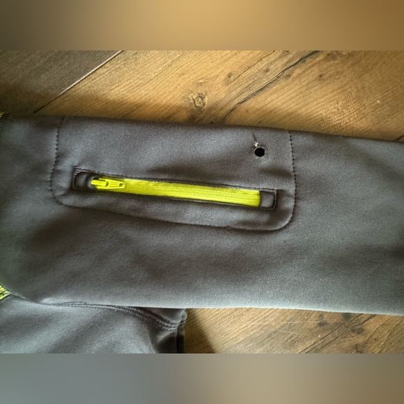 FILA Sport XL Gray Neon Hoodie | Activewear Running Pullover w/ Zip Pocket - Picture 4 of 5